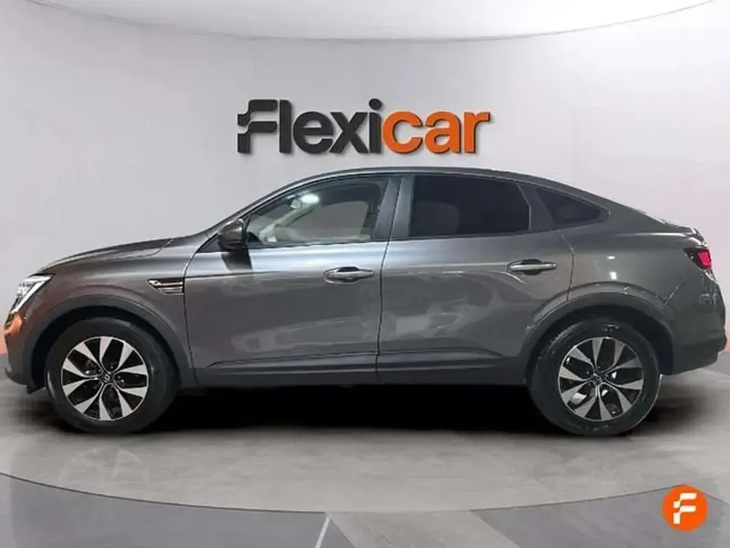 Usado Renault Arkana Evolution 140 CV (102 kW) 2023 Gris SUV