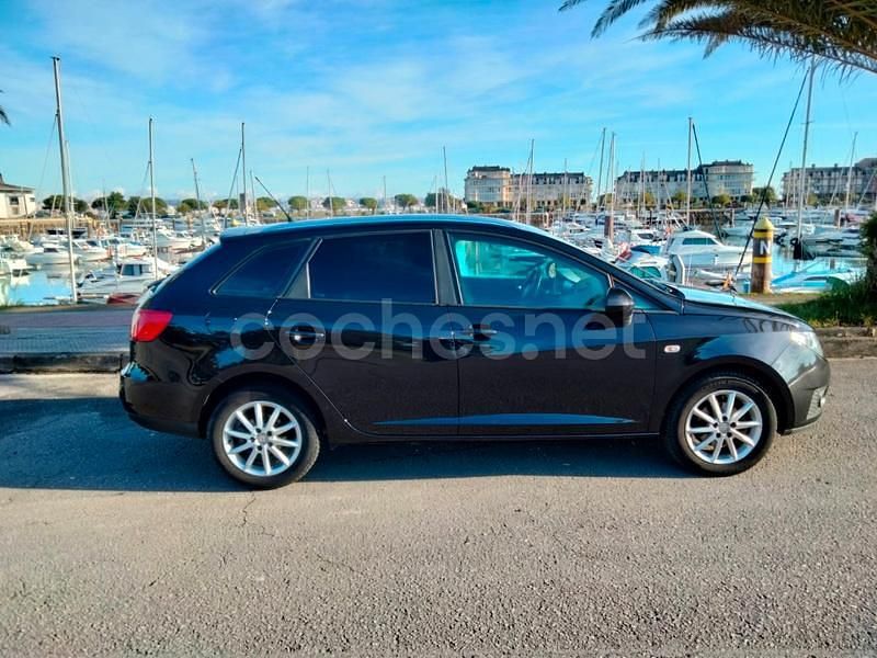 Negro Usado 2010 Seat Ibiza ST Style Familiar | 5999 € (Precio justo) - Imagen 1/3