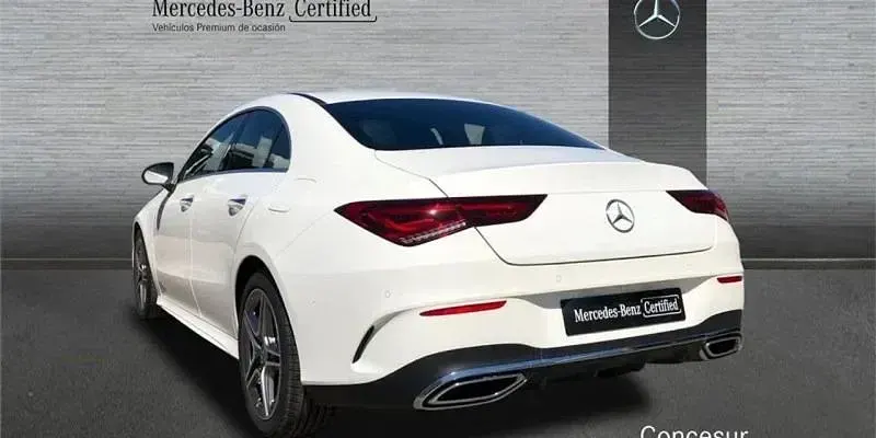 Usado Mercedes CLA180 136 CV (100 kW) 2022 Blanco Coupe