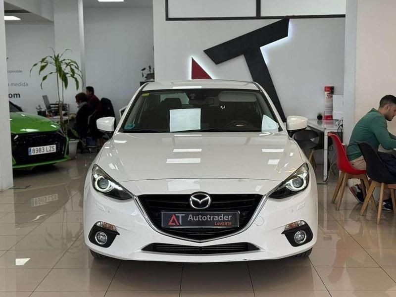 Usado Mazda 3 Style 150 CV (110 kW) 2015 Blanco Utilitario