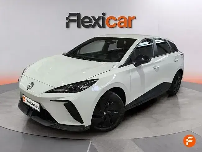 Usado MG MG5 EV 125 kW (170 CV) 2023 Blanco Familiar