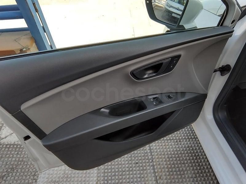 Usado Seat Leon Reference 115 CV (84 kW) 2019 Blanco Berlina