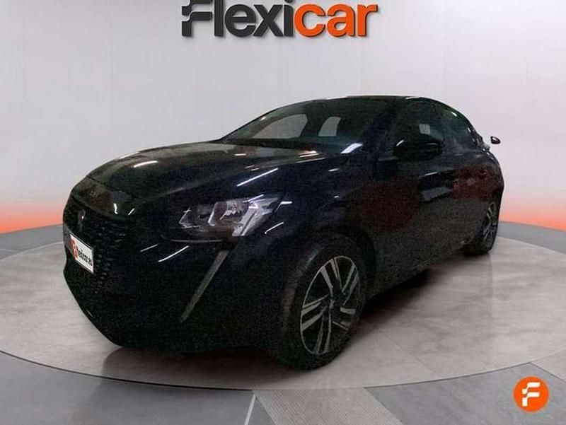 Usado Peugeot 208 Active 102 CV (75 kW) 2023 Negro Utilitario