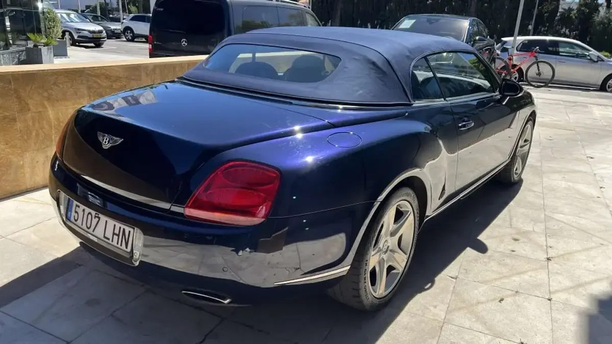 Usado Bentley Continental GT Convertible 559 CV (411 kW) 2007 Azul Descapotable