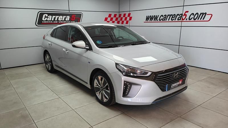 Usado Hyundai Ioniq 141 CV (103 kW) 2019 Gray Utilitario