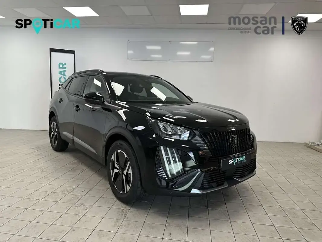 Usado Peugeot 2008 Allure 101 CV (74 kW) 2025 Negro SUV