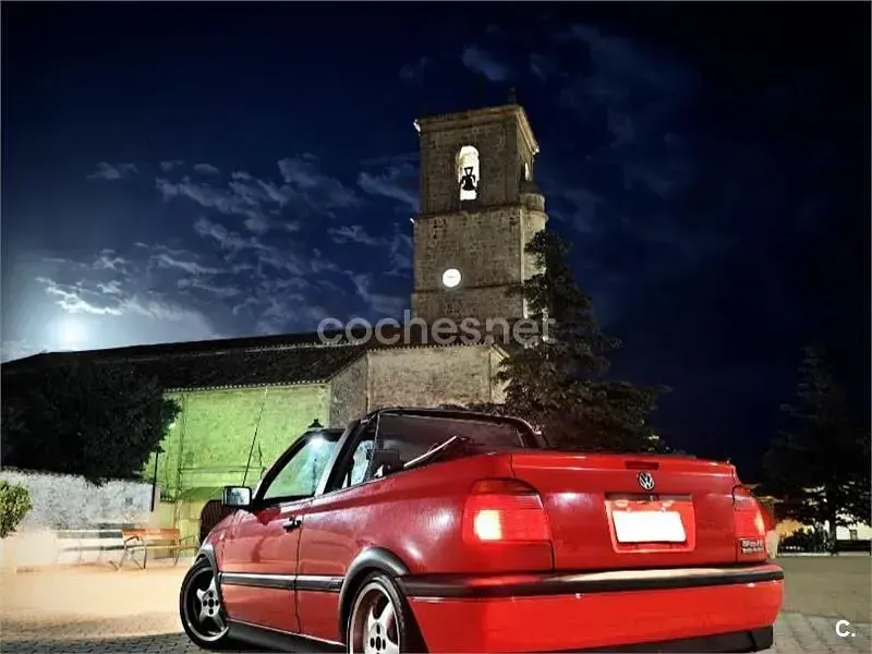 Usado VW Golf Cabriolet 115 CV (84 kW) 1994 Rojo Descapotable