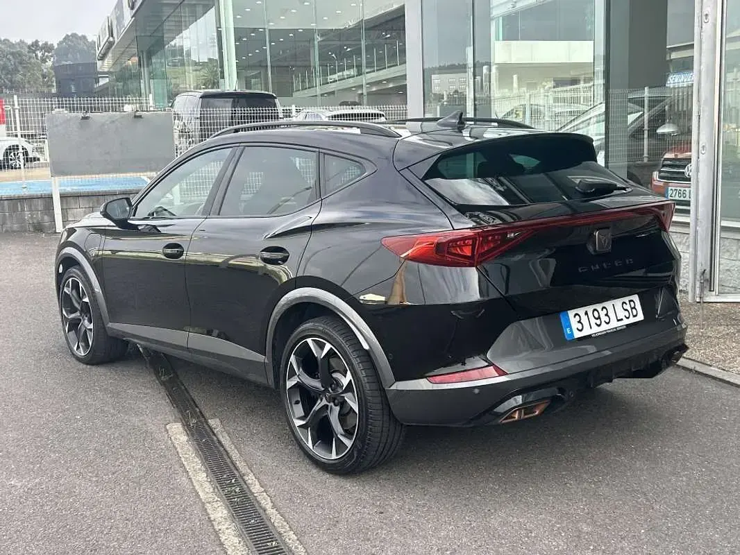 Używany Cupra Formentor VZ 245 KM (180 kW) 2021 Czarny SUV