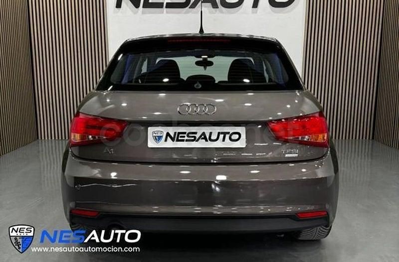 Usado Audi A1 Sportback 95 CV (69 kW) 2016 Gris / plata Utilitario