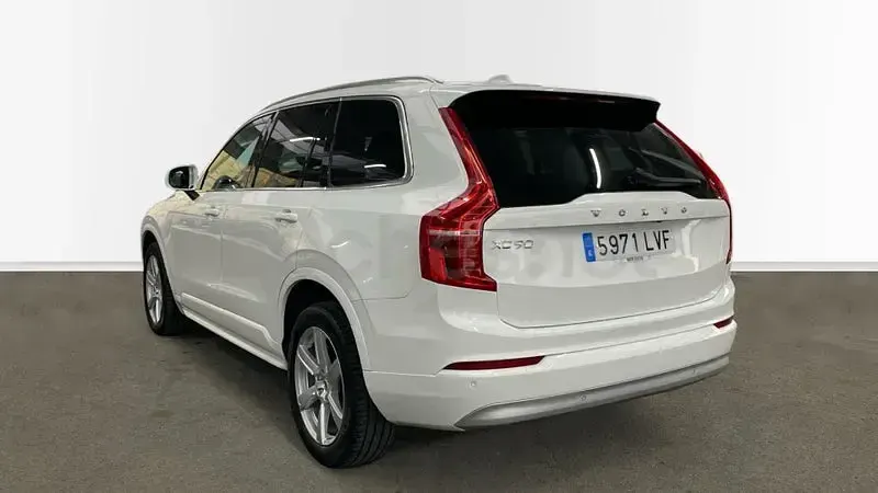 Usado Volvo XC90 Momentum 235 CV (172 kW) 2021 Blanco SUV