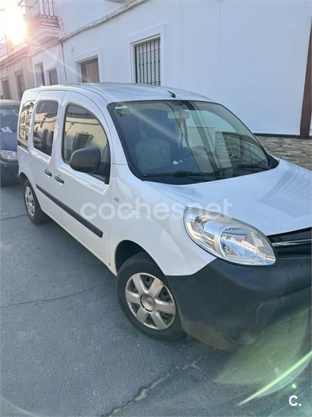 Blanco Usado 2015 Renault Kangoo Monovolumen | 8100 € (Precio justo) - Imagen 1/4