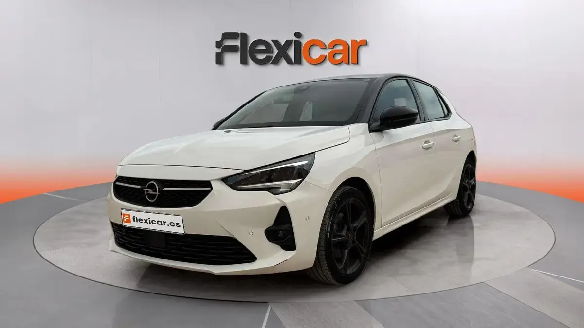 Usado Opel Corsa GS Line 131 CV (96 kW) 2022 Blanco Utilitario