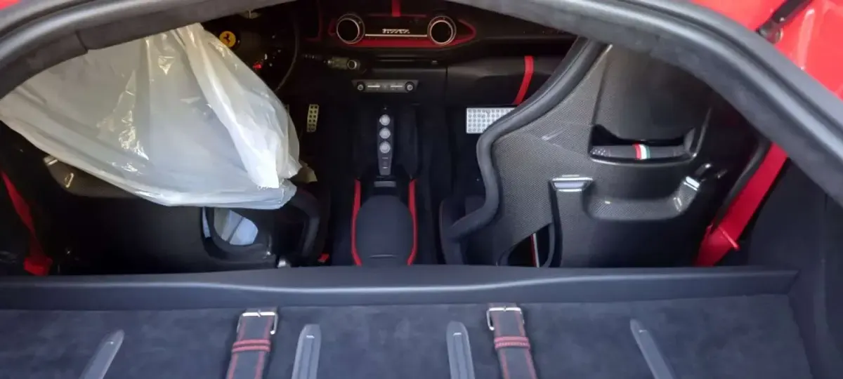 Usado Ferrari 812 799 CV (587 kW) 2021 Rojo Coupe