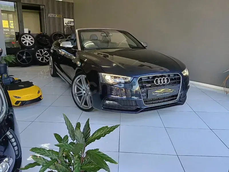 Usado Audi A5 Cabriolet S-Line 245 CV (180 kW) 2012 Negro Descapotable