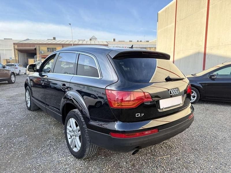 Usado Audi Q7 241 CV (177 kW) 2007 Negro SUV