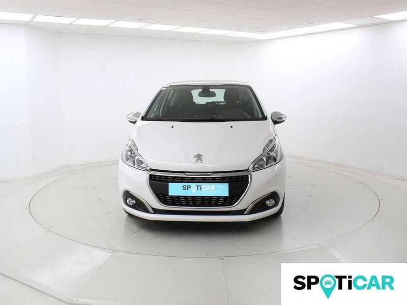 Usado Peugeot 208 Allure 99 CV (72 kW) 2016 Blanco Utilitario