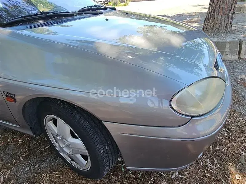 Usado Renault Mégane Coupé Dynamique 110 CV (80 kW) 2002 Gris / plata Coupe