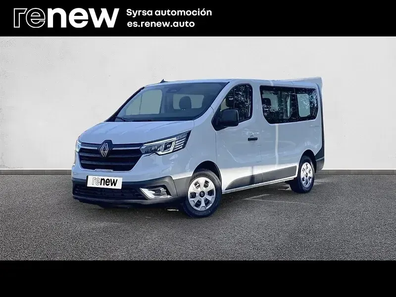 Usado Renault Trafic 110 CV (80 kW) 2025 Blanco Monovolumen