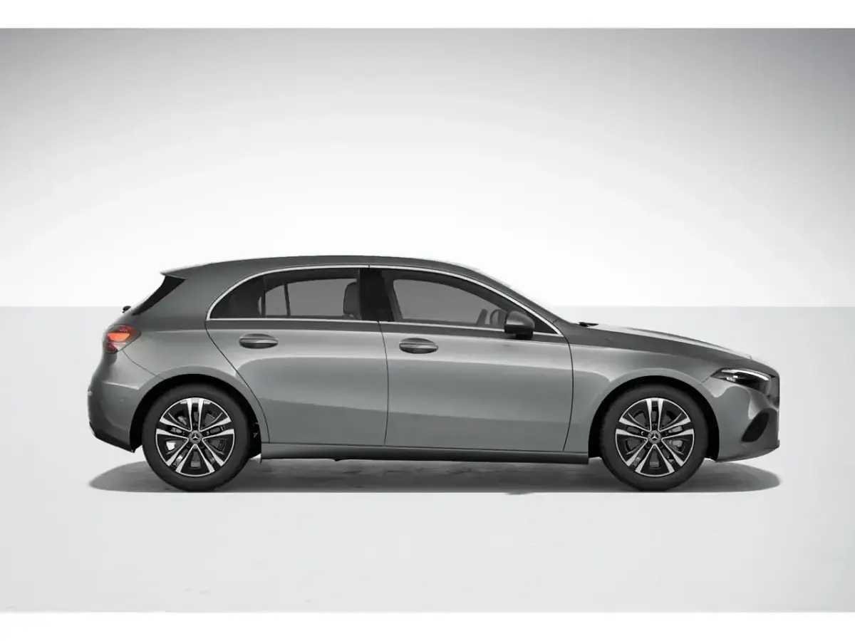 Ny Mercedes A200 150 HK (110 kW) 2025 Grå Sedan