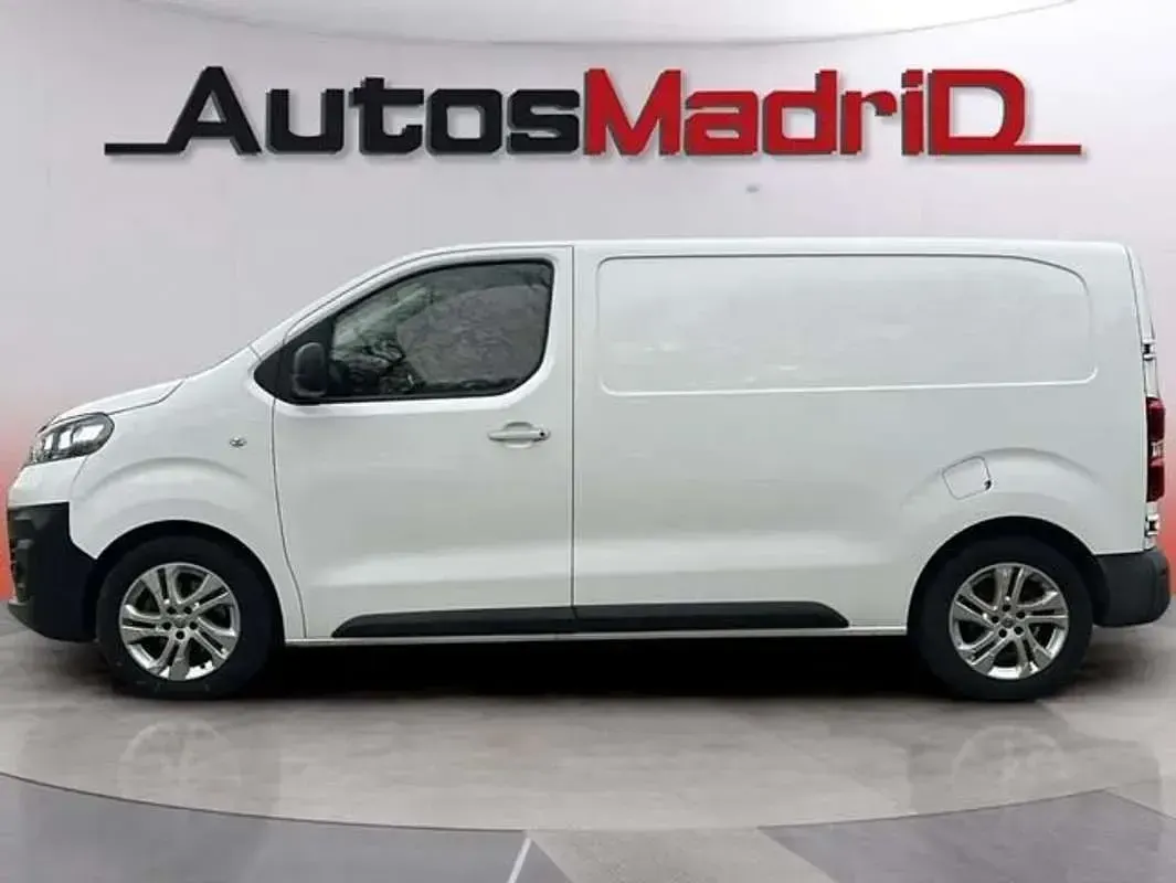 Usado Opel Vivaro Innovation 121 CV (88 kW) 2021 Blanco Monovolumen