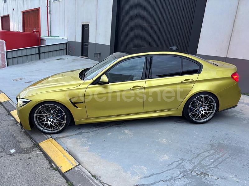 Usado BMW M3 Competition Edition 431 CV (317 kW) 2018 Amarillo Berlina