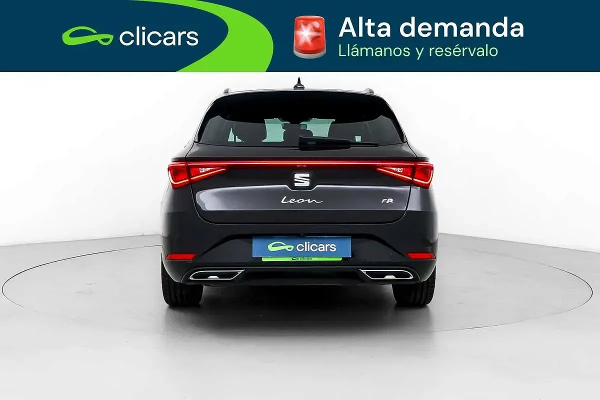 Usado Seat Leon ST FR 150 CV (110 kW) 2021 Negro Familiar
