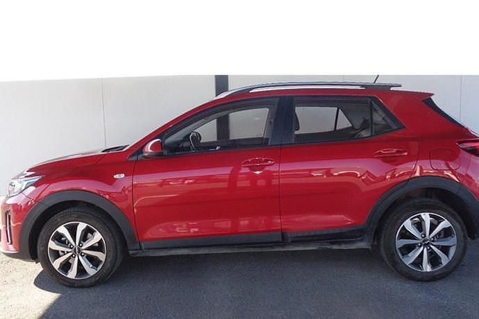 Usado Kia Stonic 79 CV (58 kW) 2024 SUV