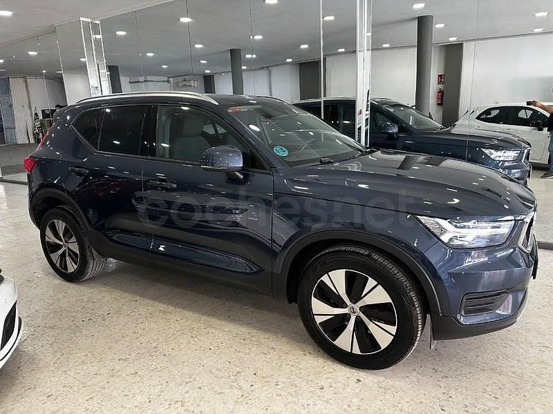 Usado Volvo XC40 Momentum 163 CV (119 kW) 2021 Azul SUV