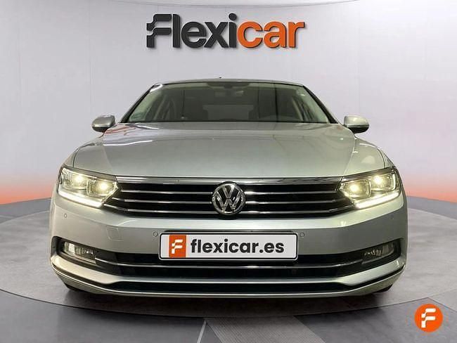 Usado VW Passat Advance 150 CV (110 kW) 2019 Gris Familiar