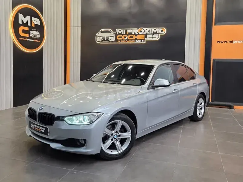 Usado BMW 316 Comfort Edition 116 CV (85 kW) 2013 Gris / plata Berlina