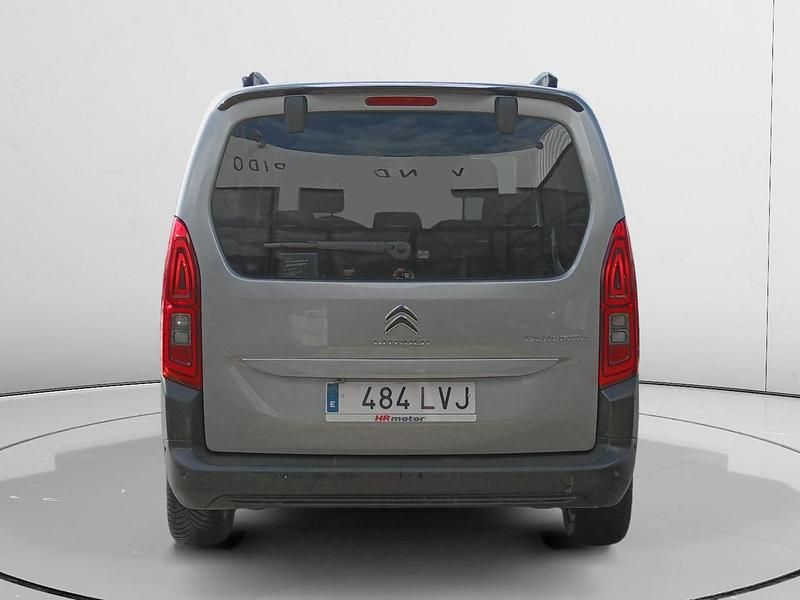 Usado Citroën Berlingo Feel 131 CV (96 kW) 2021 Gris Monovolumen