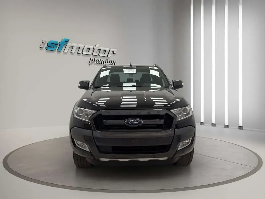 Usado Ford Ranger Wildtrack 200 CV (147 kW) 2018 Negro Pickup/Camioneta