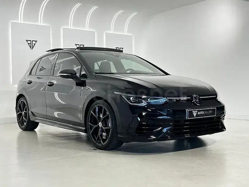 Usado VW Golf VIII R 320 CV (235 kW) 2023 Negro Berlina