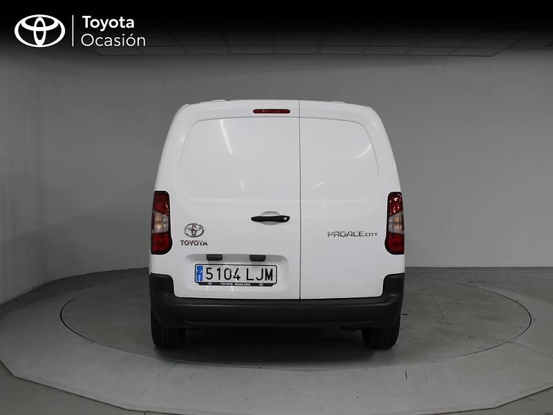Usado Toyota Proace City City 102 CV (75 kW) 2020 Blanco Monovolumen