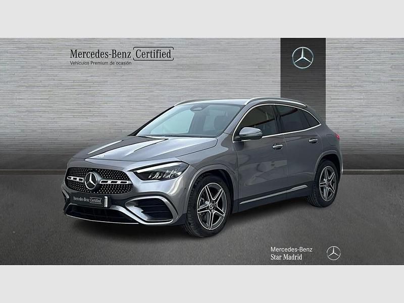 Usado Mercedes GLA200 AMG line 163 CV (119 kW) 2025 Otro SUV