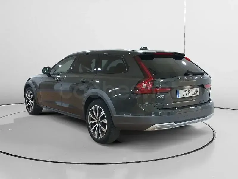 Usado Volvo V90 CC 197 CV (144 kW) 2021 Gris / plata Familiar