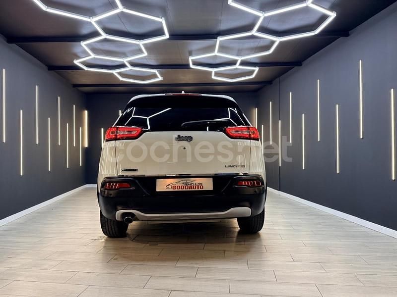 Usado Jeep Cherokee Limited 140 CV (102 kW) 2014 Blanco SUV