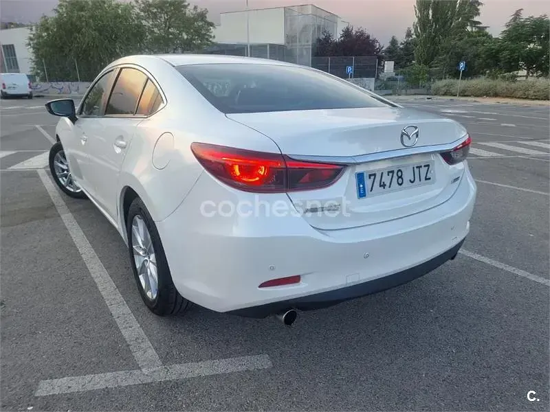 Usado Mazda 6 Style 150 CV (110 kW) 2016 Blanco Berlina