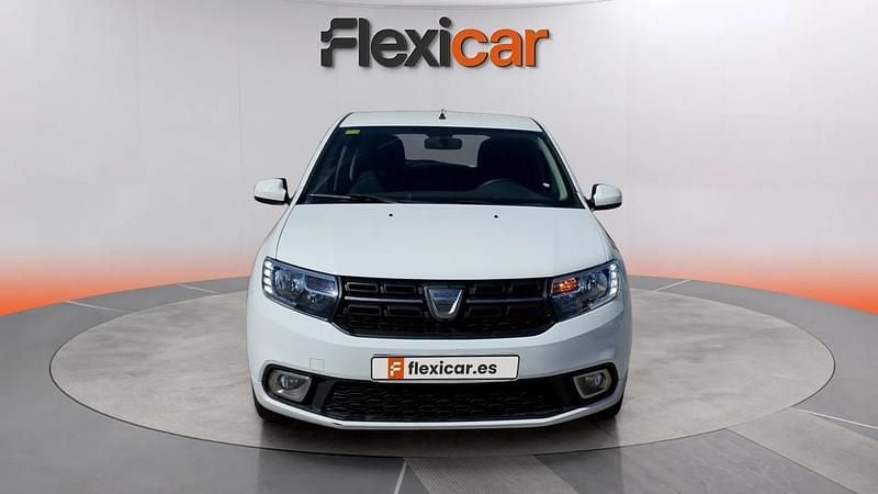 Usado Dacia Sandero Comfort 95 CV (69 kW) 2020 Blanco Utilitario