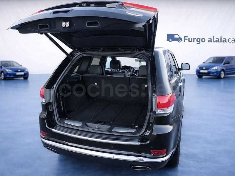 Usado Jeep Grand Cherokee Summit 250 CV (183 kW) 2013 Negro SUV