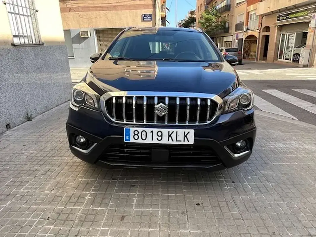Usado Suzuki SX4 S-Cross GLX 111 CV (81 kW) 2018 Azul SUV