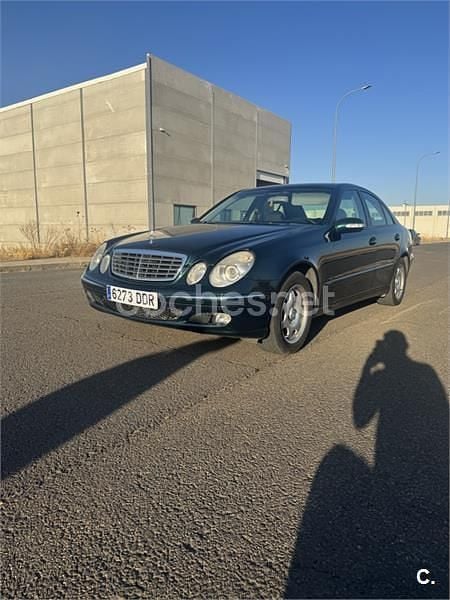 Verde Usado 2004 Mercedes E350 Classic Berlina | 2600 € (Super precio) - Imagen 1/4