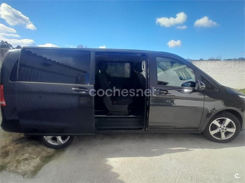 Usado Mercedes V220 163 CV (119 kW) 2021 Negro Monovolumen
