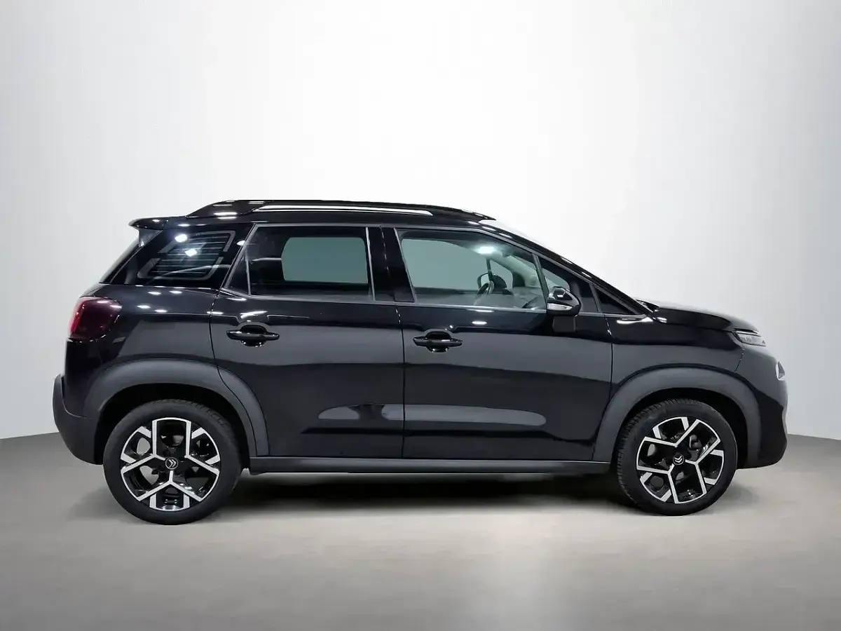 Usado Citroën C3 Aircross Shine 110 CV (80 kW) 2022 Negro SUV