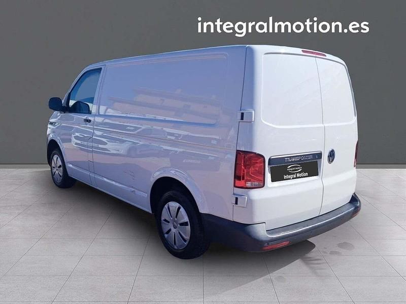 Usado VW Transporter 110 CV (80 kW) 2023 Blanco Van