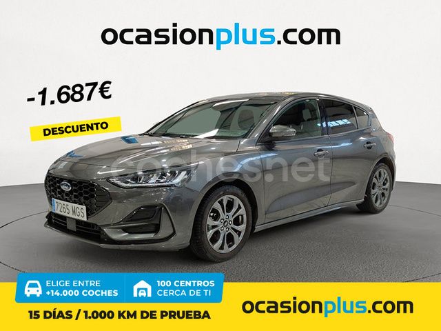 Gris / plata Usado 2023 Ford Focus ST-Line Berlina | 17.990 € (Precio justo) - Imagen 1/4
