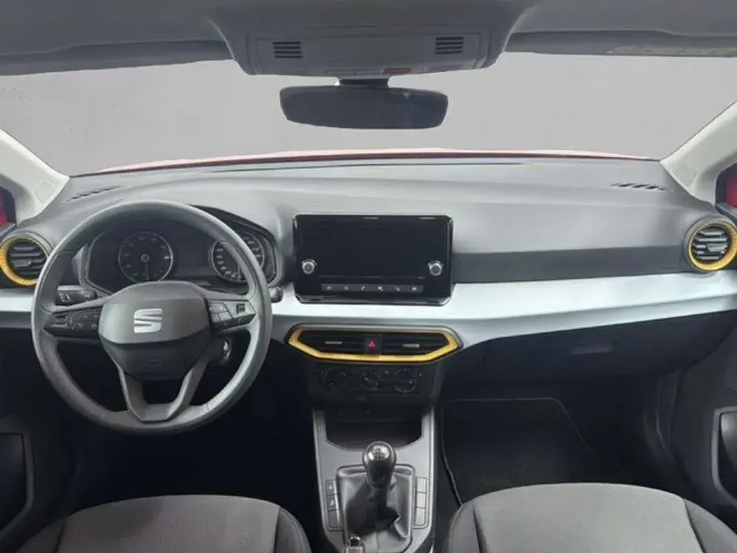 Usado Seat Ibiza Reference 80 CV (58 kW) 2022 Blanco Utilitario
