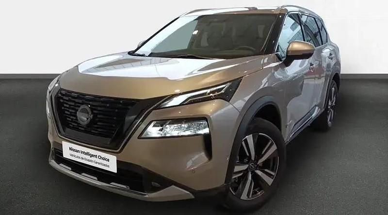 Champagne silver Usado 2024 Nissan X-Trail Tekna SUV | 38.500 € (Caro) - Imagen 1/4