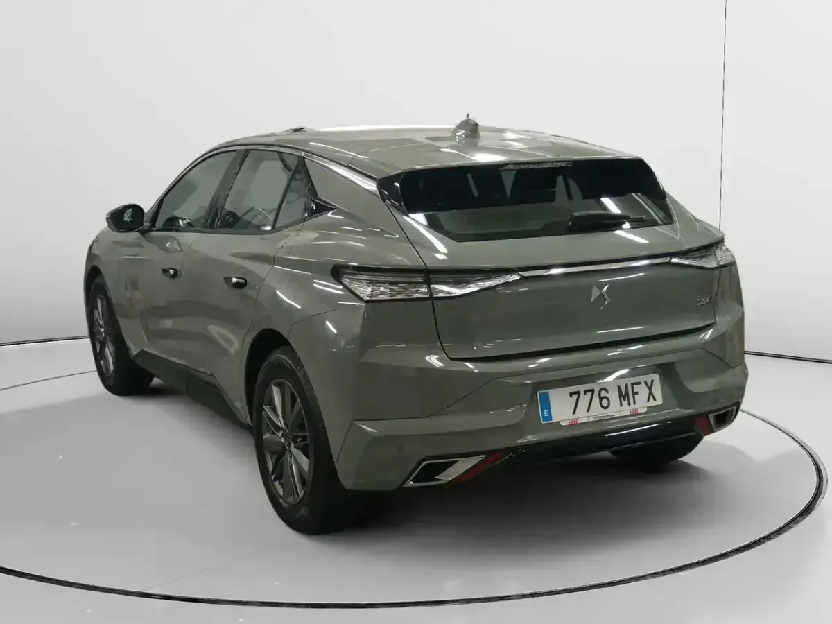 Usado DS Automobiles DS4 Bastille 131 CV (96 kW) 2023 Gris Berlina
