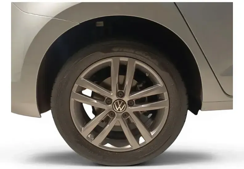Usado VW Touran 150 CV (110 kW) 2025 Monovolumen